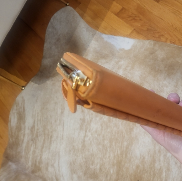 Bottega Venetta zippy wallet - Picture 14 of 16